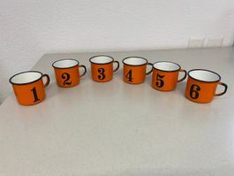 6er Set Emaille Tassen O-Saft Farbe mit Zahlen 1-6