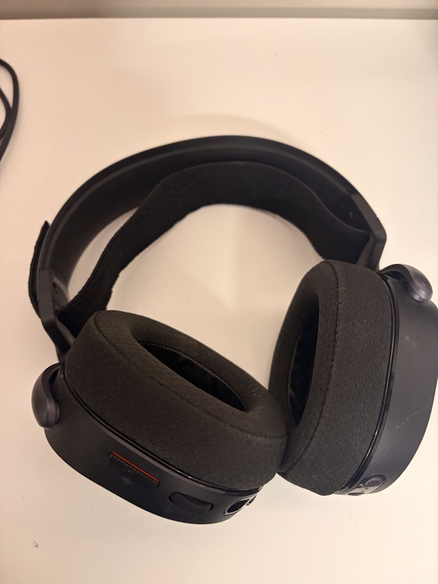 Steelseries Cuffie: SteelSeries Arctis Pro Wireless – Usato da Dussnang venduto da Kittkitt10 2