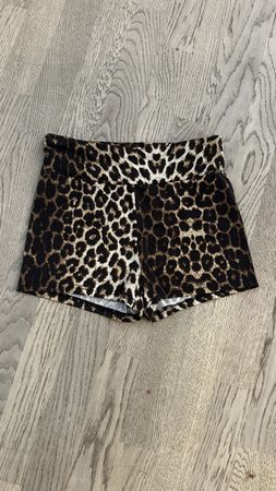Pantaloncini donna stampa leopardo in buono stato