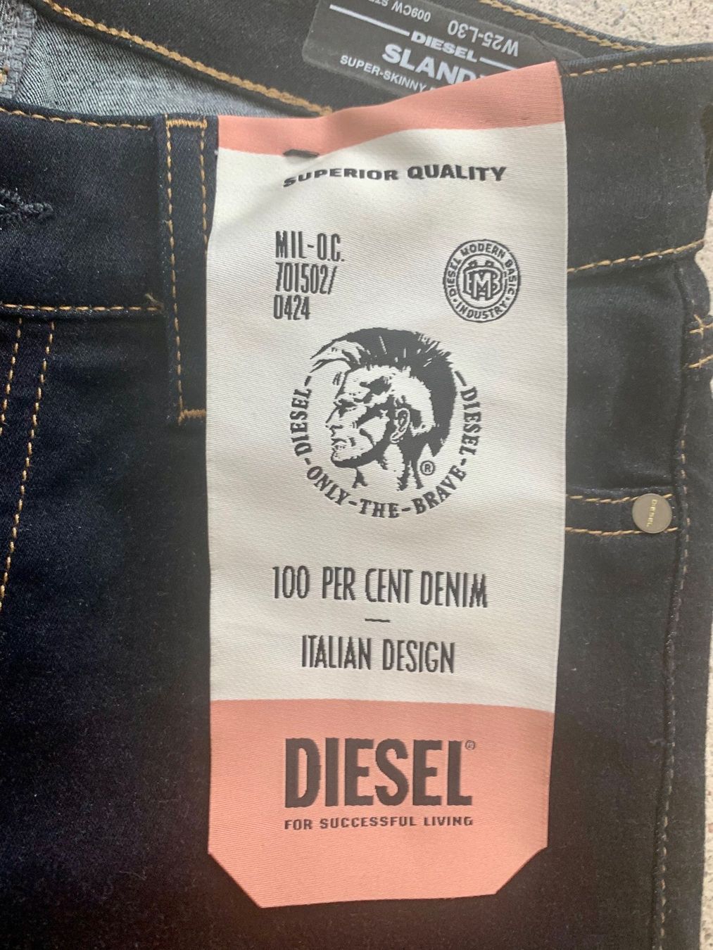 Diesel Jeans: Diesel Jeans NEU Grösse 25/30 – Neu und originalverpackt aus Zürich von Jaskam