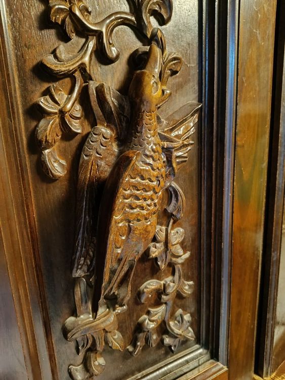 Armoires: Antiker Schrank mit schönen Schnitzereien – D'occasion à Biberist par Belzebu 2