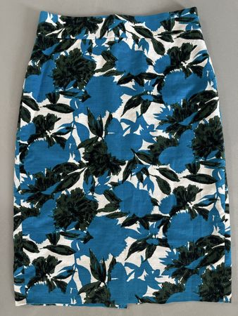 J.Crew fitted pencil skirt Size 2 floral print