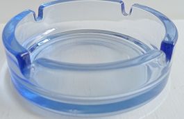 Blauer Glas Aschenbecher - Vintage Design, Top Zustand!