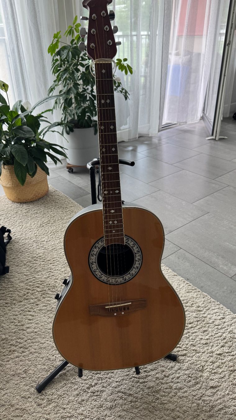 Ovation Strumenti musicali: Gitarre OVATION CELEBRITY – Usato da Binningen venduto da mi-9 3