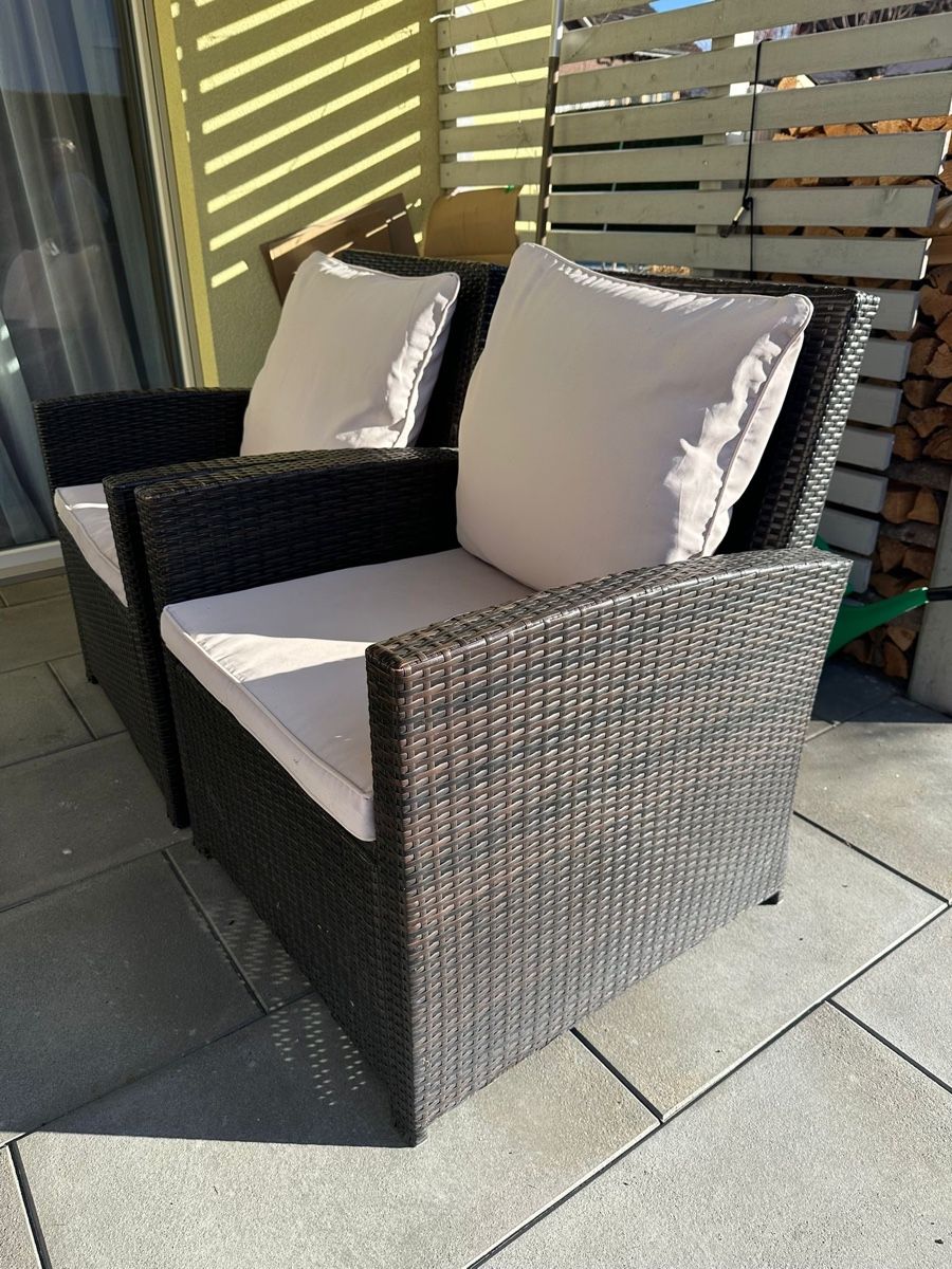 Set de table et chaises: Polyrattan Garten Set – D'occasion à Matzingen par D.MM 2