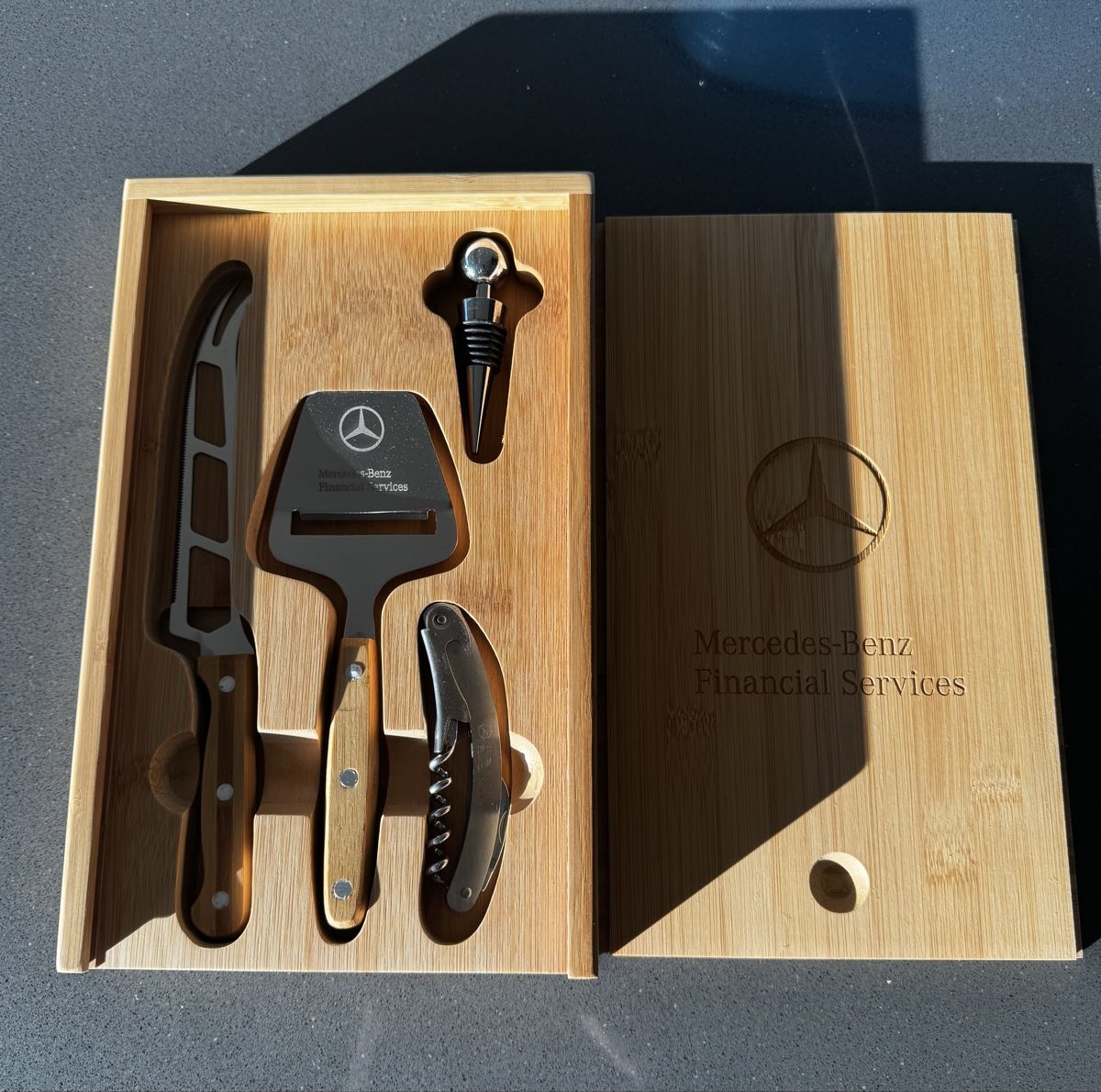 Set di posate: Mercedes-Benz Käse Set – Nuovo e nell'imballaggio originale da Sementina venduto da VS_95 1