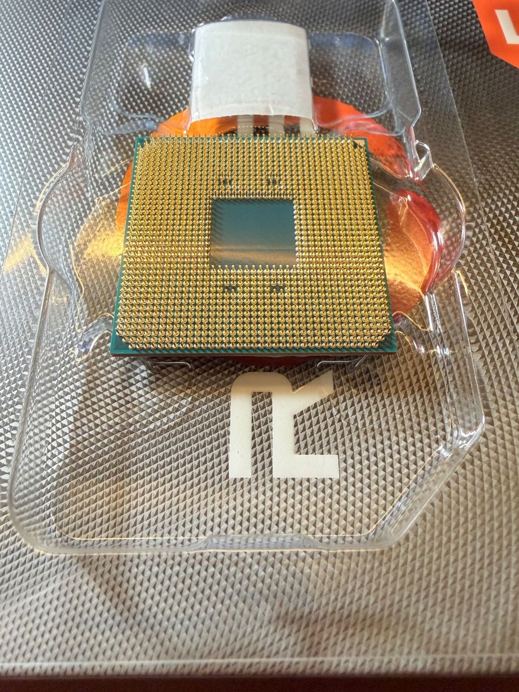 Amd Composants électroniques: AMD Ryzen 5 3600 – D'occasion à Hallau par useful4baby 1