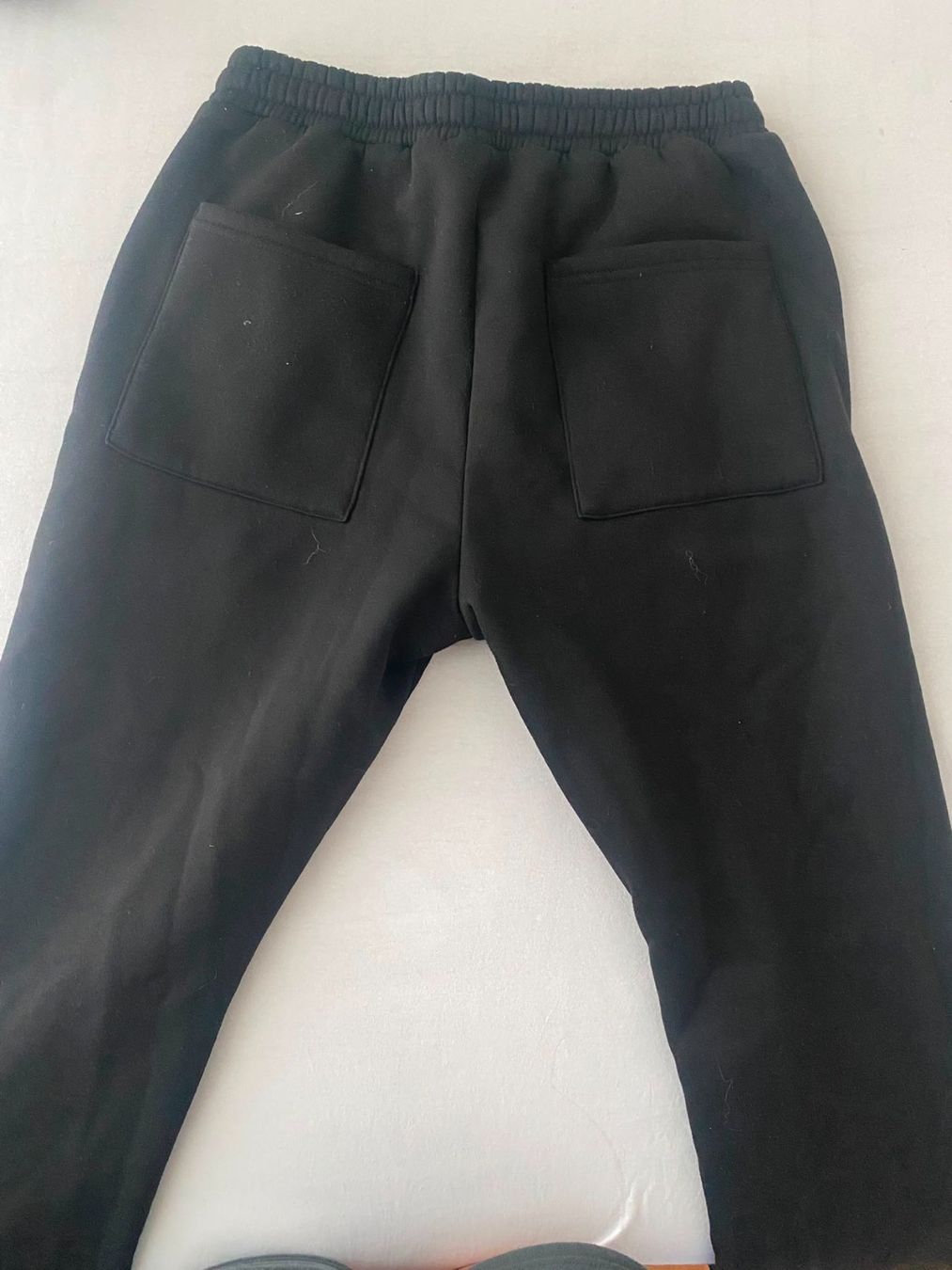 Shein Hosen: Shein Flared Trainerhose – Gebraucht aus Mühlau von PatrickD1969 1