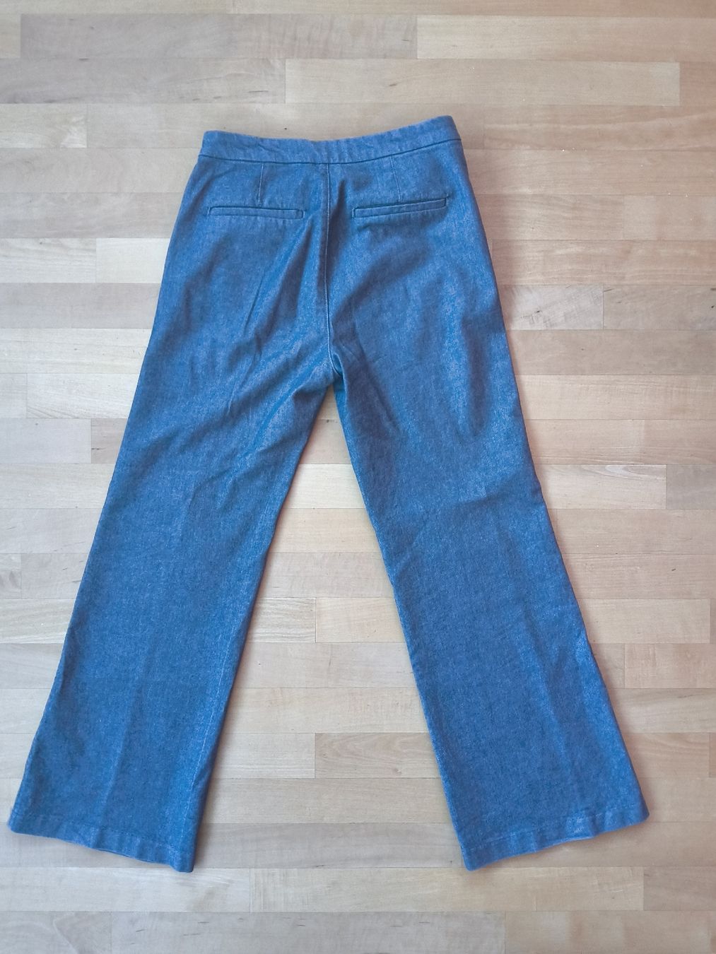 H&M Jeans: jeans larges  H&M taille 38 – Usato da Romont FR venduto da cat_j6ww 1