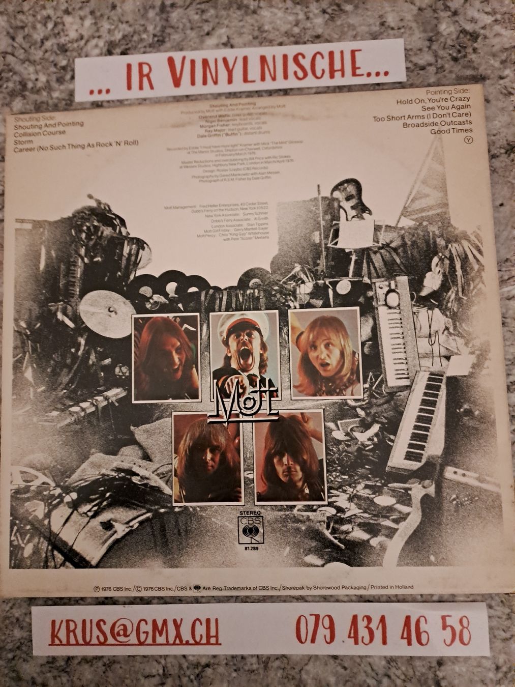 Vinyles: LP  MOTT  "Shouting And Pointing"  CBS – D'occasion à Uetendorf par Essiggurken 1