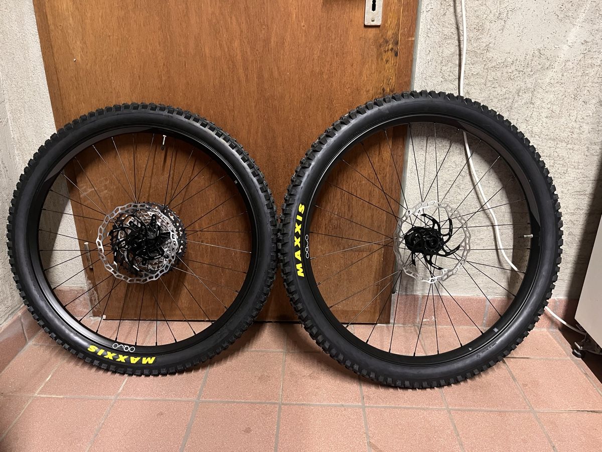 Pezzi di ricambio: Deux roues complètes mullet (29-27,5) – Nuovo (secondo la descrizione) da Chamoson venduto da dam_q9g9