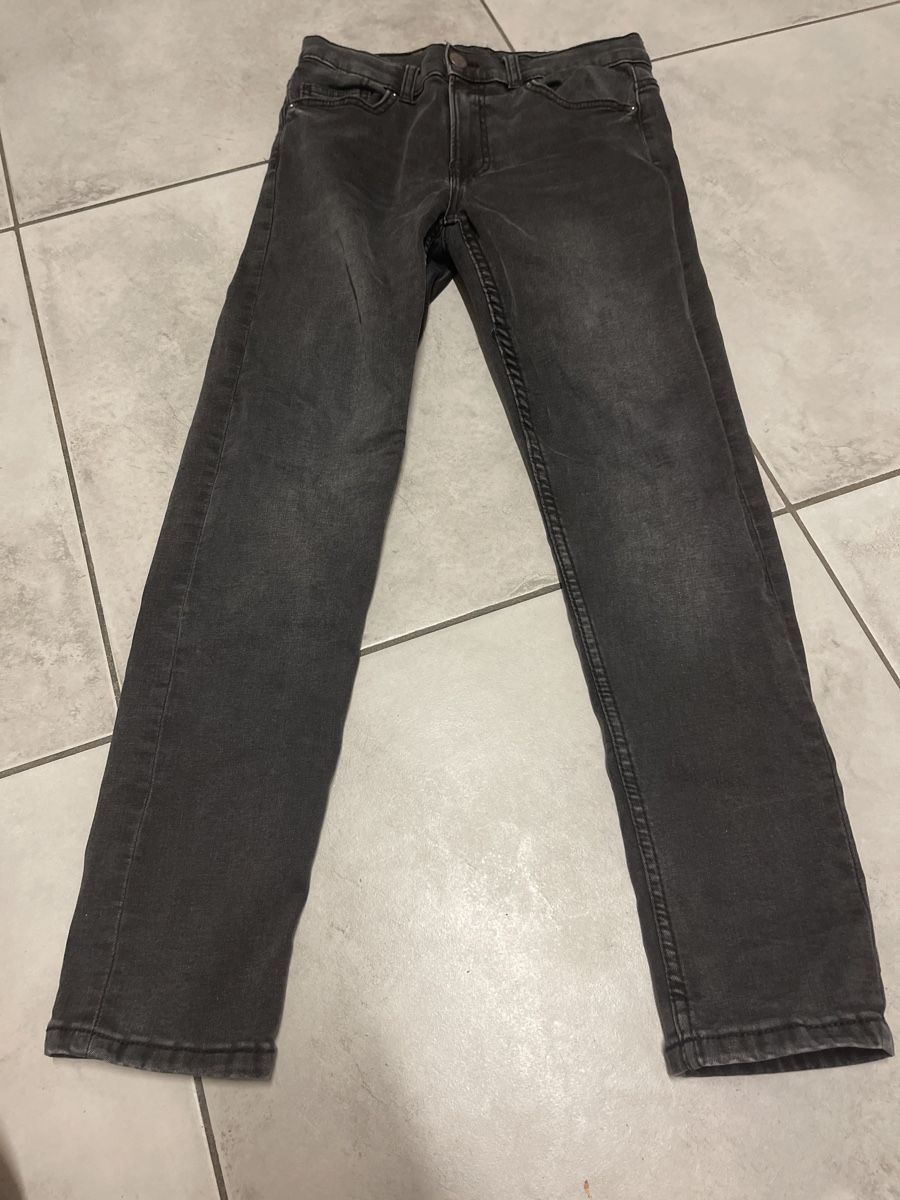 Zara Hosen: Zara Strechjeans gr 152 – Gebraucht aus Bad Zurzach von Cuore34