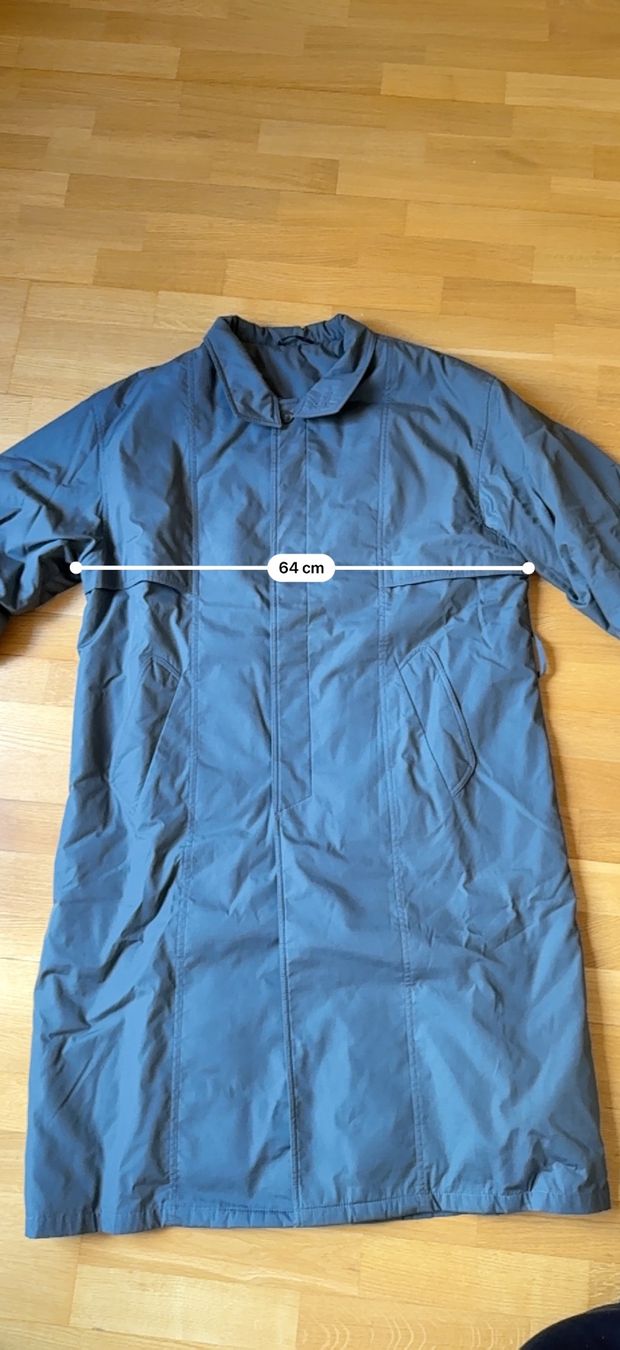 Cappotti: Grauer Nylon/Baumwoll Mantel – Usato da Zürich venduto da Basilou98 6