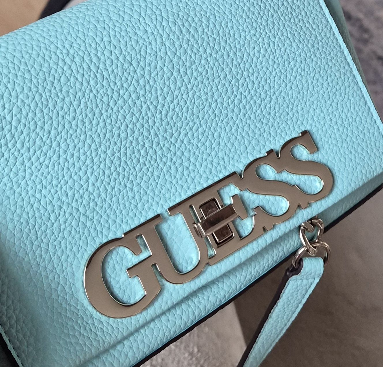 Borse da donna: Guess Damen Tasche – Nuovo (secondo la descrizione) da Langenthal venduto da lma_tv7c 2