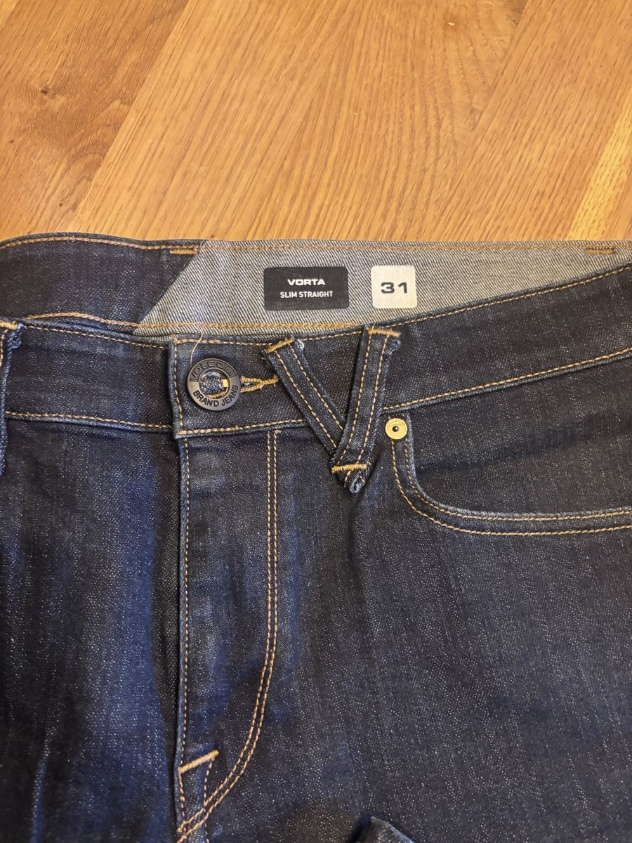 Jeans: Volcom Jeanshosen – Neuf (Voir description) à spiez par isa_meyer 1