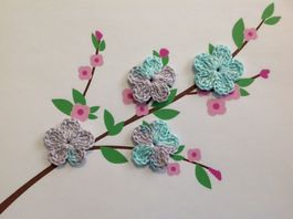 4 Stück Blumen gehäkelt 862