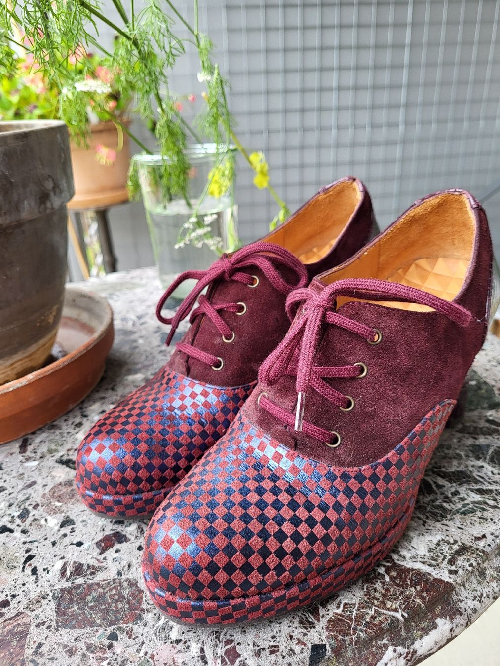 Chie Mihara Scarpe da donna: Absatzschuhe von Chie Mihara – Nuovo (secondo la descrizione) da Willisau venduto da chrege01