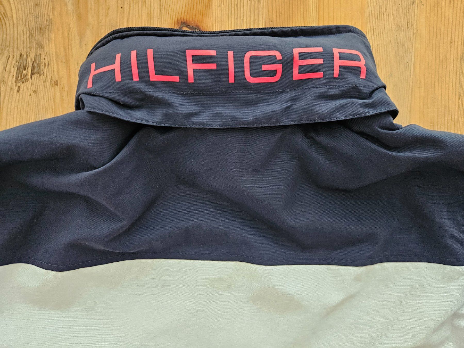 Tommy Hilfiger Jacken: Tommy Hilfiger Jacke Grösse M Übergangsjacke – Gebraucht aus Hägglingen von United-Village-Trade 7