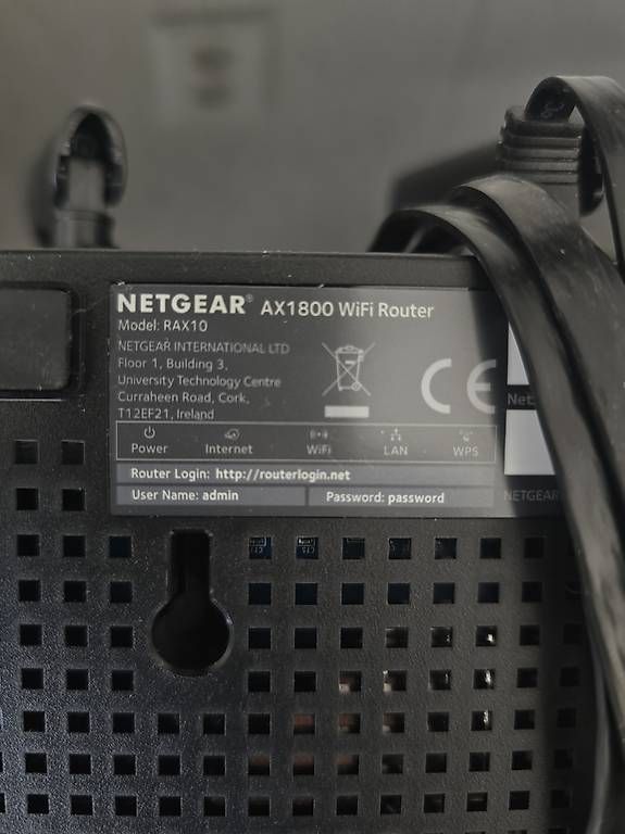 Netgear Modem & Router: Netgear RAX10 Internet Router – Usato da Reinach AG venduto da RenaultSportRS 3
