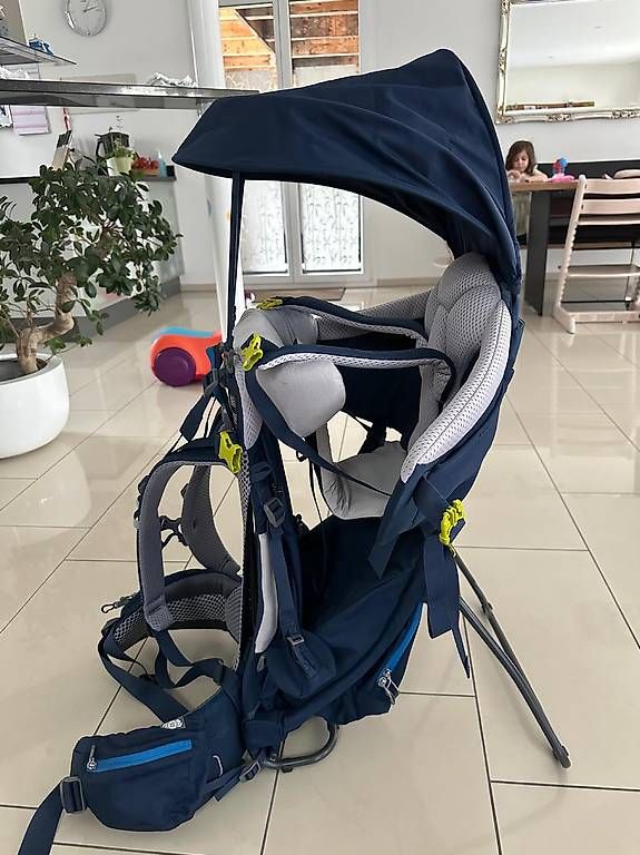 Porte-bébés ventraux & dorsaux: Babytrage – D'occasion à Domat/Ems par nicomelli 1