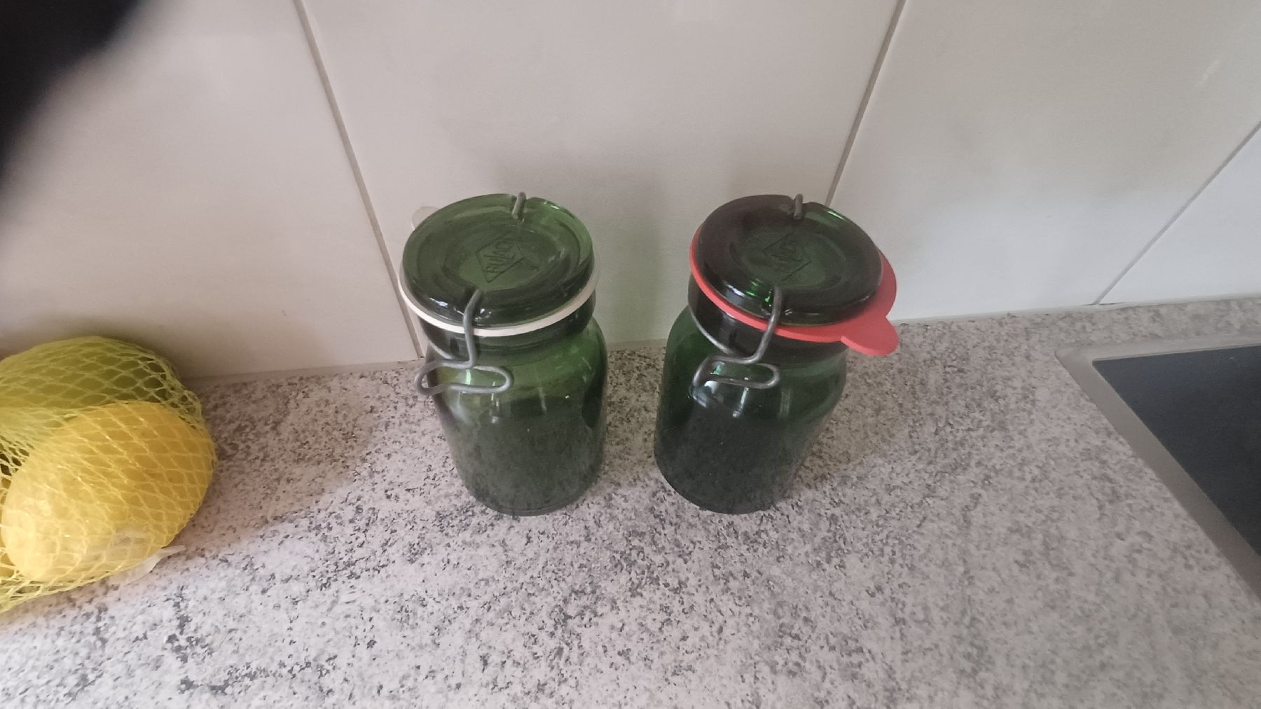 Bülacher Contenitori & Simili: 2 Bülacher Gläser 1/2 Liter  – Usato da Flawil venduto da Naphtali 8