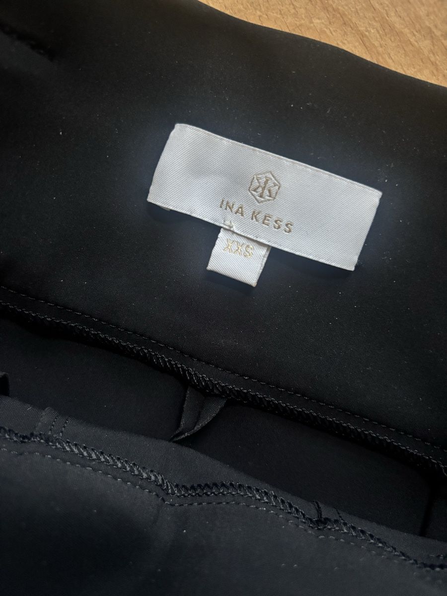 Ina Kess Pantaloni: INA KESS Beauvoir Shorts – Nuovo (secondo la descrizione) da Zürich venduto da fab.gr 1