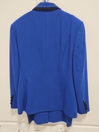 Ensemble tailleur Delmod bleu marque Femina  chic neuf