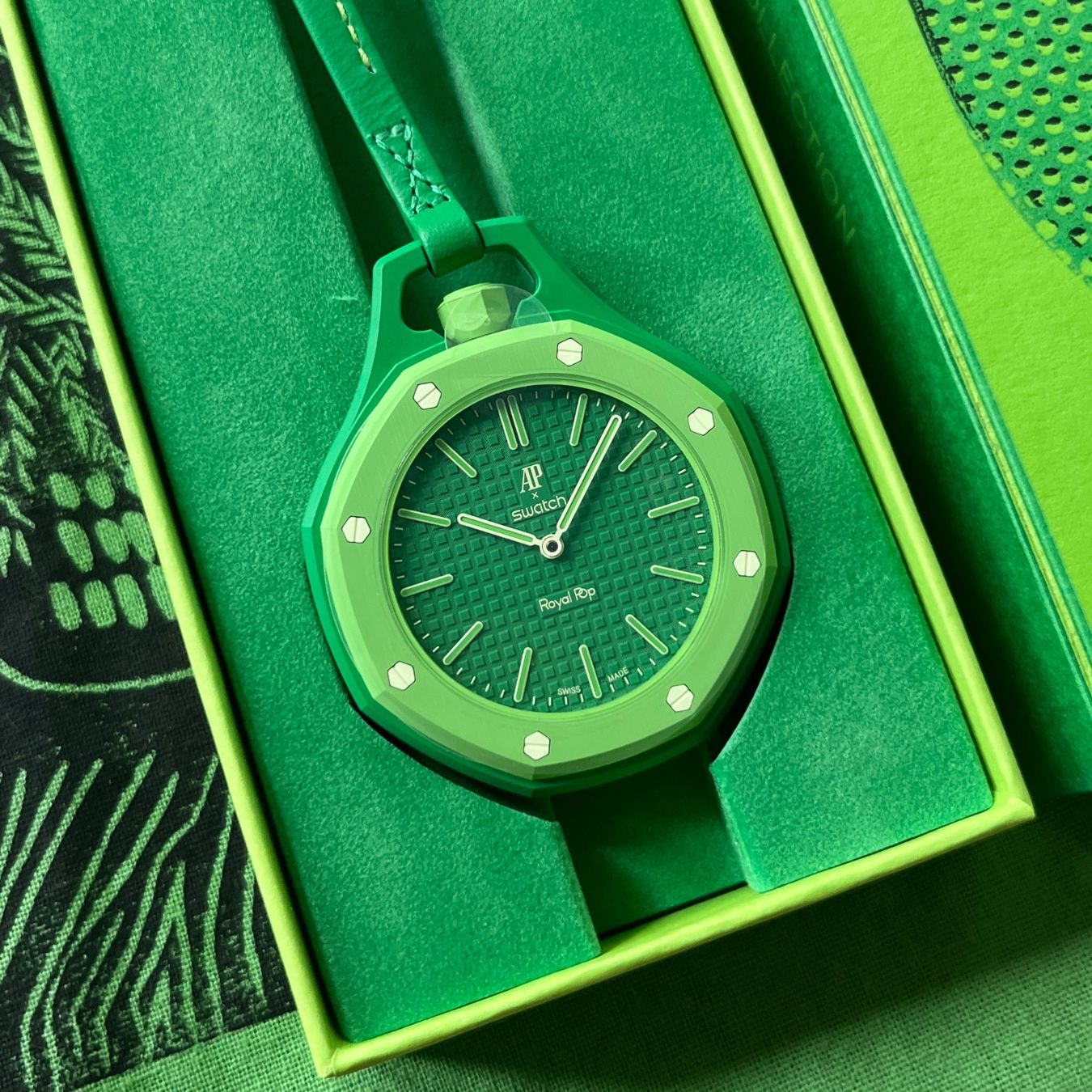 Swatch Orologi: Swatch Royal Pop – Nuovo e nell'imballaggio originale da Kriens venduto da icekev 1