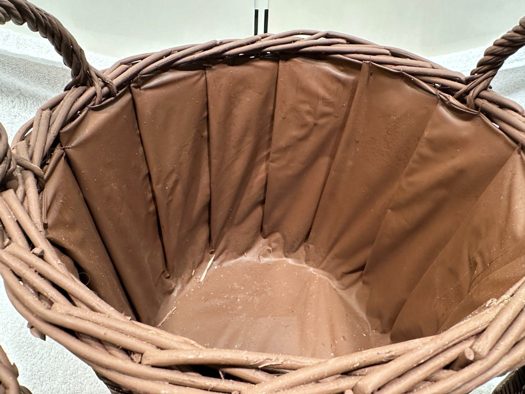Globus Altro per la casa: Körbe weiss und braun – Usato da Laupen ZH venduto da Mcafi02 2