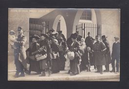 GENÈVE 1915 Passage des Evacués Francais