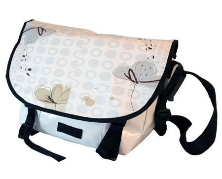 Grosse Umhängetasche Blomma Bag weiss gemustert - Neu