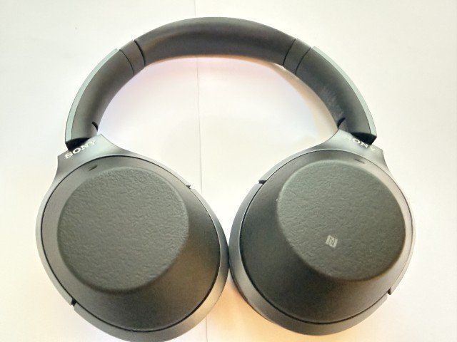 Sony Cuffie: Sony WH-1000XM2 Kabelloser High-Resolution Kopfhörer – Usato da Hilterfingen venduto da Tomz