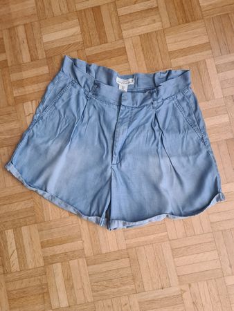 H&M Schorts Gr 42