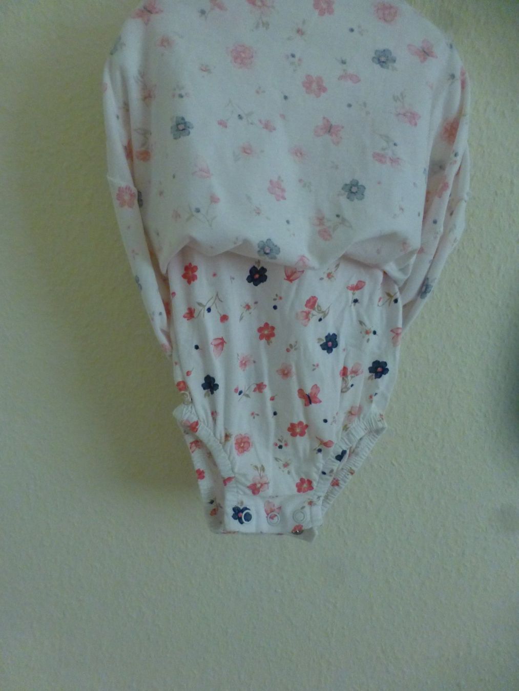 Carter's Tute: Carter's Jumpsuit / 9 Monate – Nuovo (secondo la descrizione) da Hergiswil NW venduto da annettelia 2