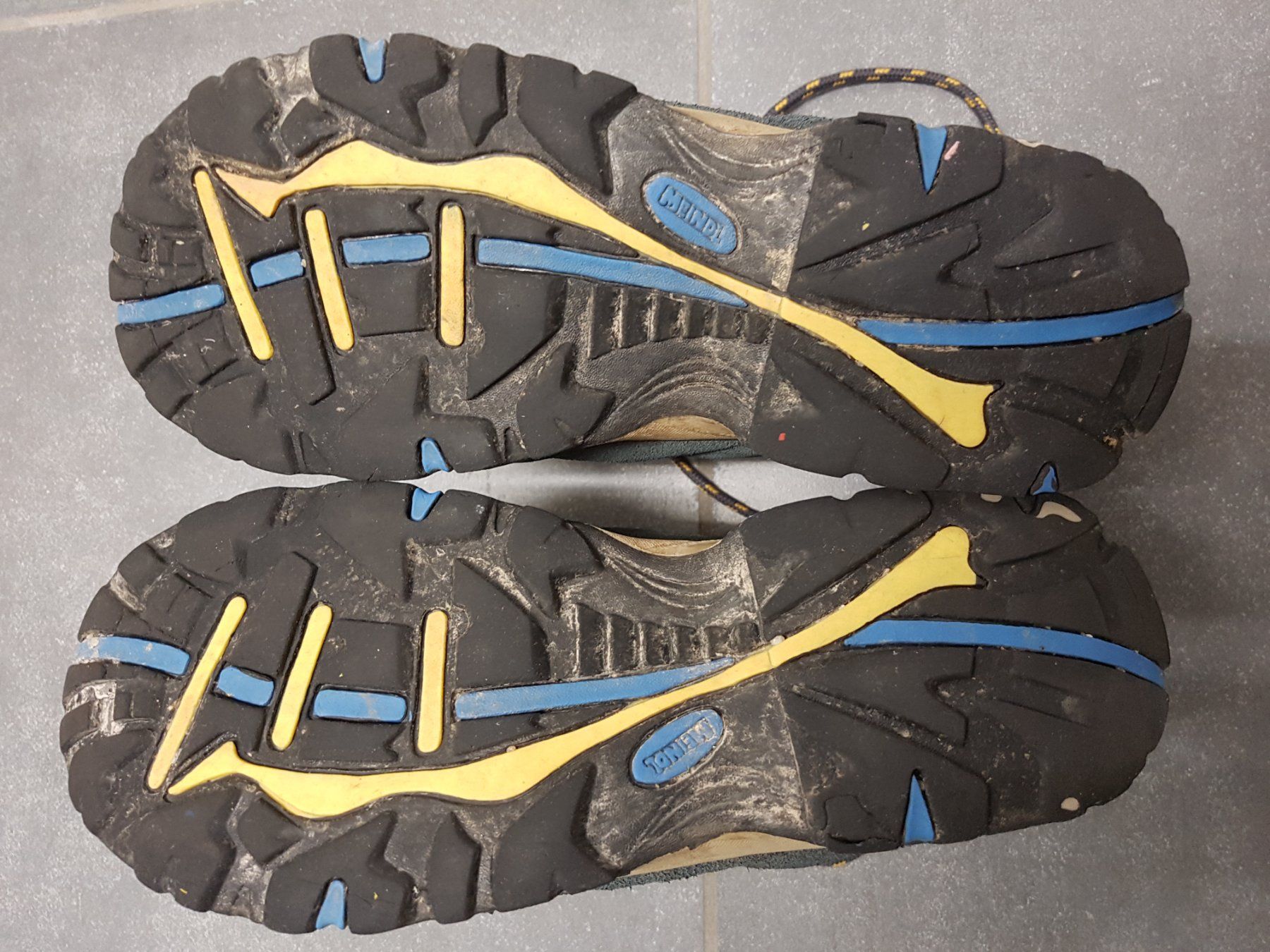 Meindl Herrenschuhe: Wanderschuhe Meindl Gr.37 – Gebraucht aus St.Gallen von dajo0809 3