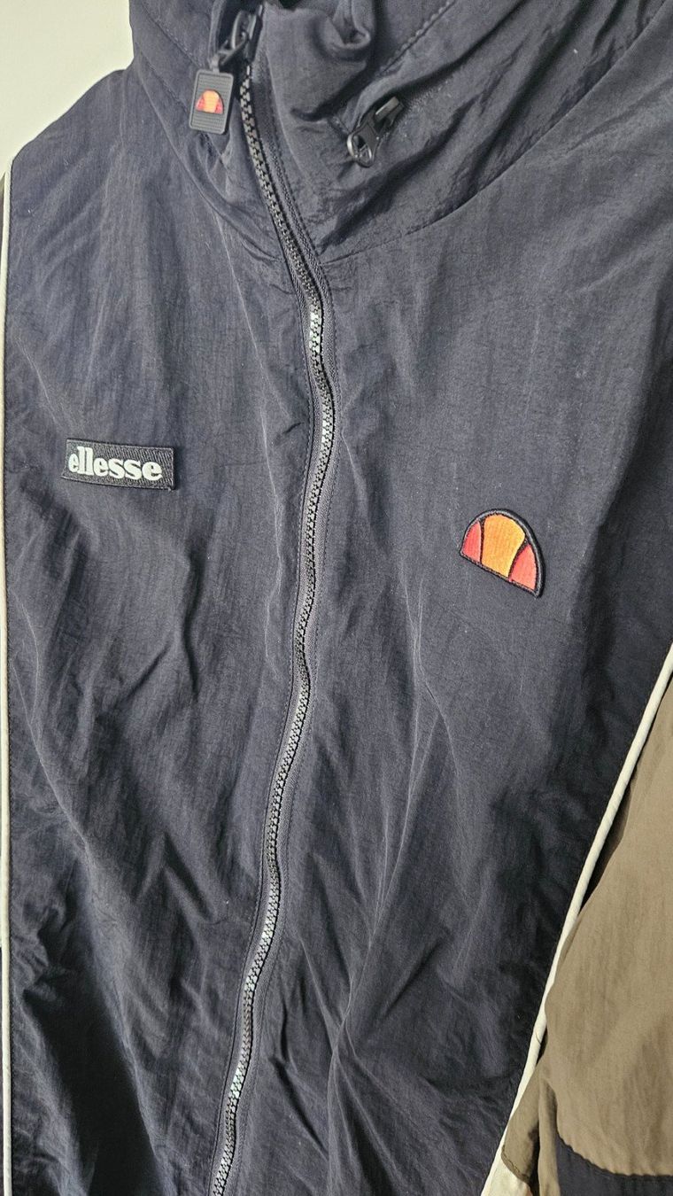 Ellesse Giacche: Ellesse Herrenjacke XL, neuwertig – Nuovo (secondo la descrizione) da Belp venduto da Ginus85 1