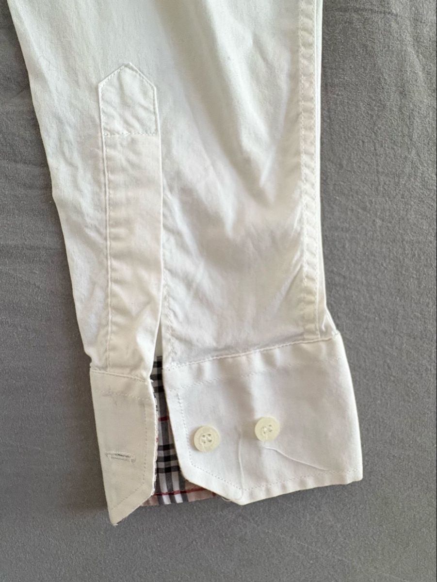 Burberry Chemises: Camicia Burberry bianca maniche lunghe  – D'occasion à Giubiasco par mol_f9mf 1