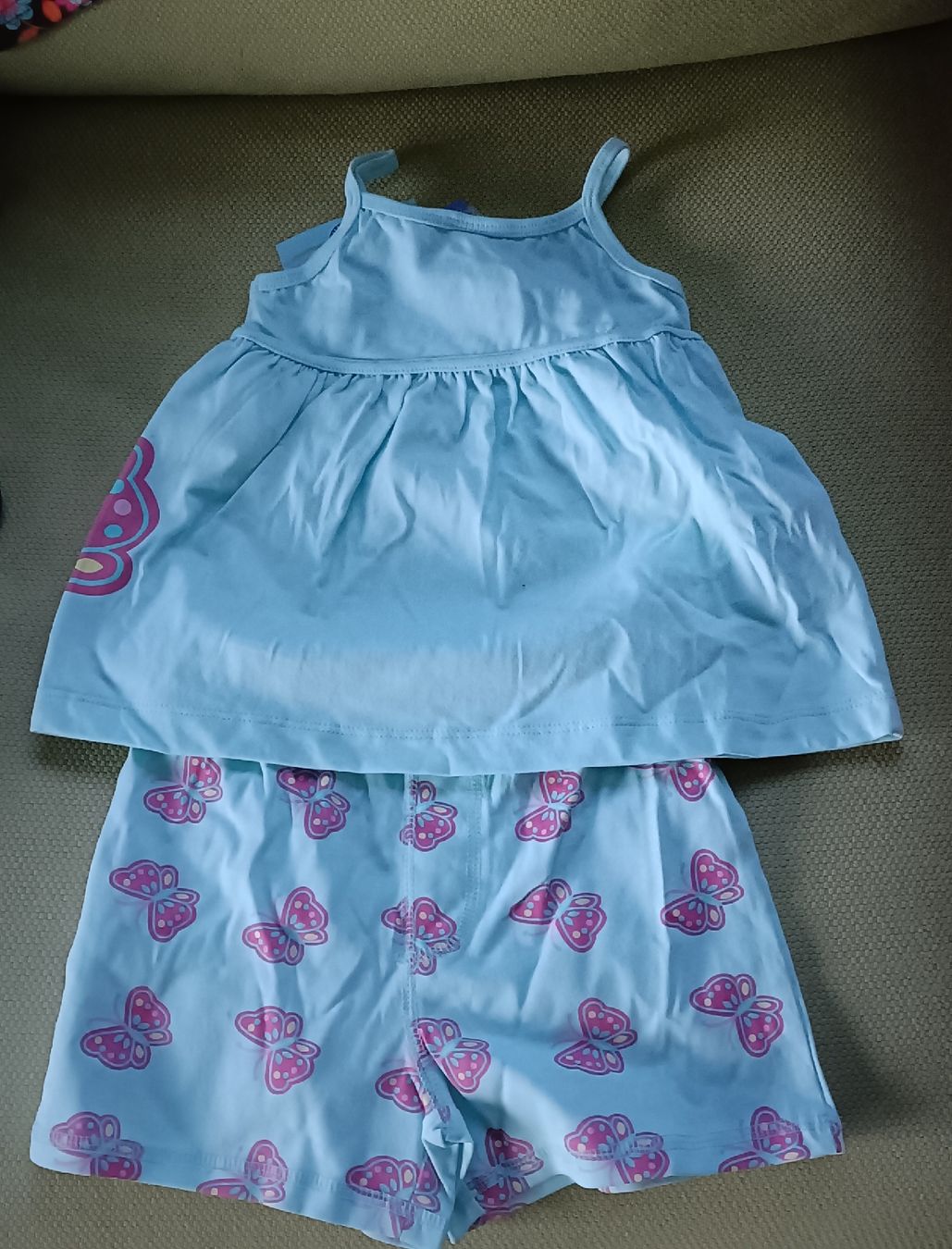 Lotti & Set di vestiti: set Kindkleid T-Shirt+Short Gr. 80 – Nuovo e nell'imballaggio originale da Porza venduto da tbch 1