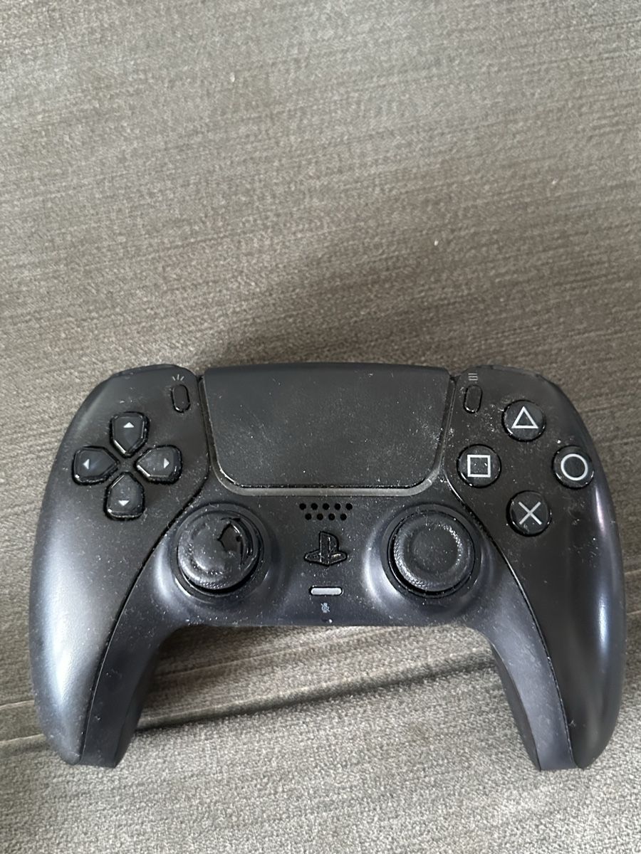 Sony Consoles: PlayStation 5 mit Laufwerk – D'occasion à Derendingen par pra_p5d2 8
