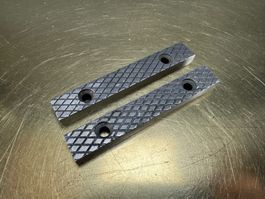 2x Schraubstockbacken 101mm, gemäss Bildern