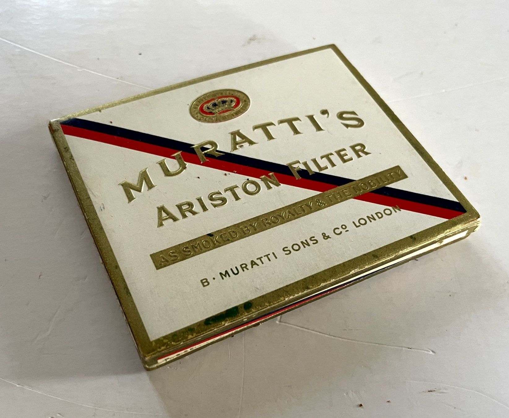 Schilder: Muratti's Ariston Filter Cigaretten Packung – Gebraucht aus Savagnier von