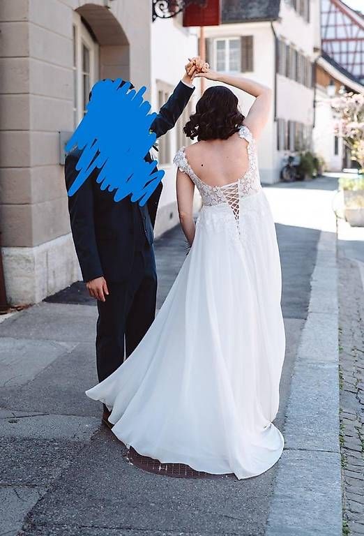 Vestiti: Hochzeitskleid Schwangerschaft – Usato da Winterthur venduto da cesteffani