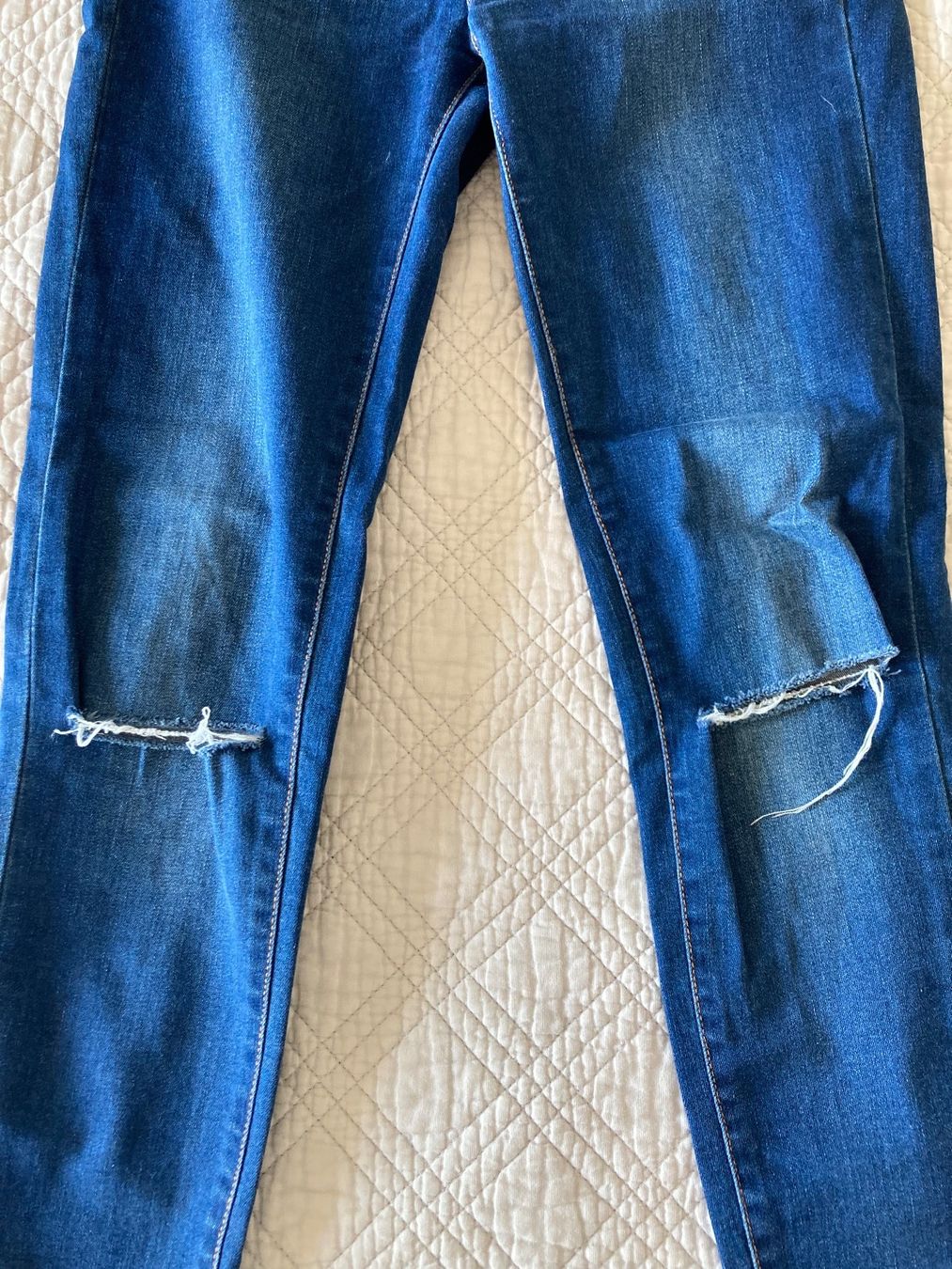 Jeans: Jeans slim – Usato da Lausanne venduto da shabnam.t 3