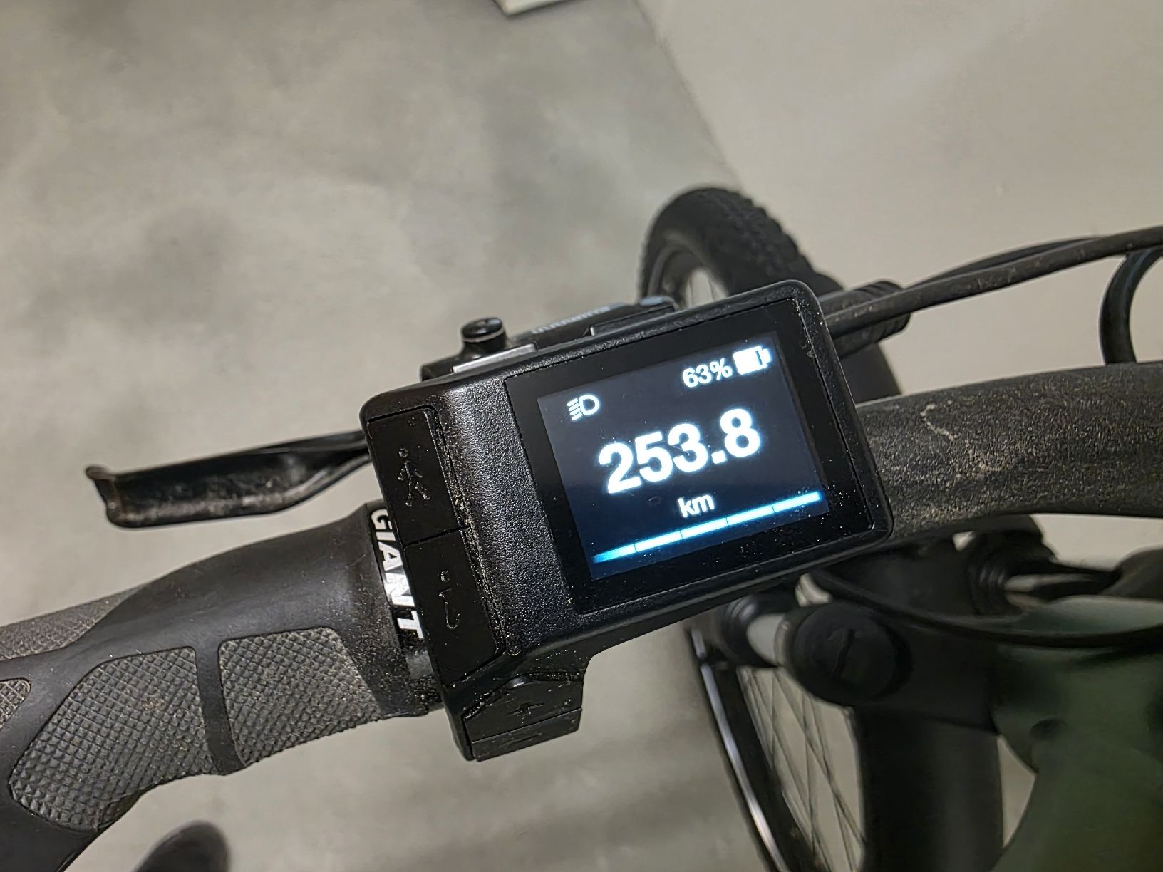 Giant Vélos: Giant Explore E+ 1 Diamant E-bike – D'occasion à Oberbuchsiten par Namenlosgrandios 4