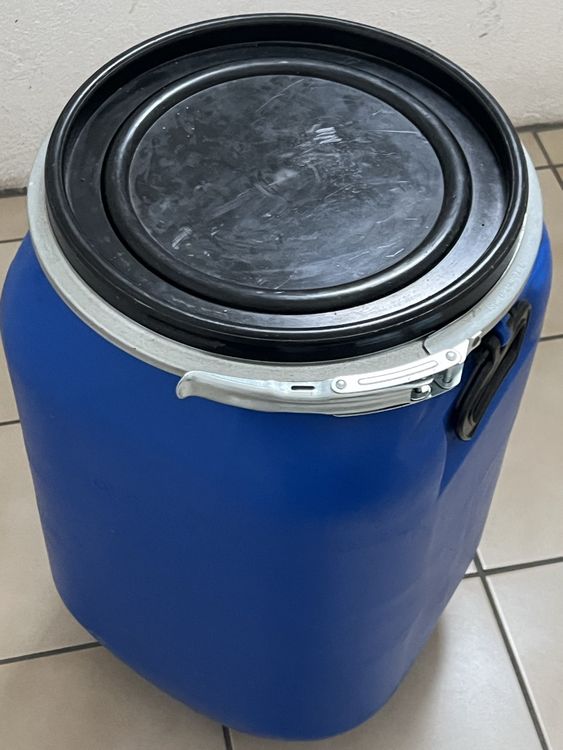 CombiCraft 1000 Jetons Événementiels Bleus – Numéro 1 En Relief – Séparables – Pour Festivals, Consigne, Buvette – Plastique 24x24mm