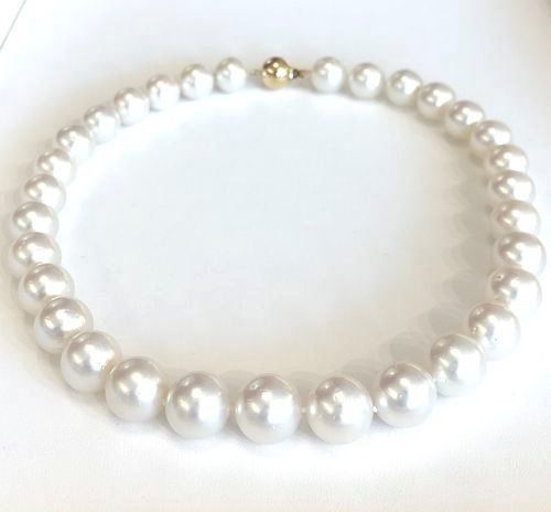 Catenine: Südsee Perlen Collier, weiss, 12700.- – Nuovo e nell'imballaggio originale da Zürich venduto da juwelier-damken 1