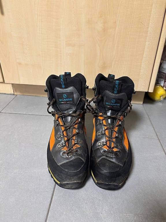 Scarpe da uomo: Scarpa Gore Tex Bergschuhe Wanderschuhe Grösse 44 – Usato da Naters venduto da vir_8t9z 2