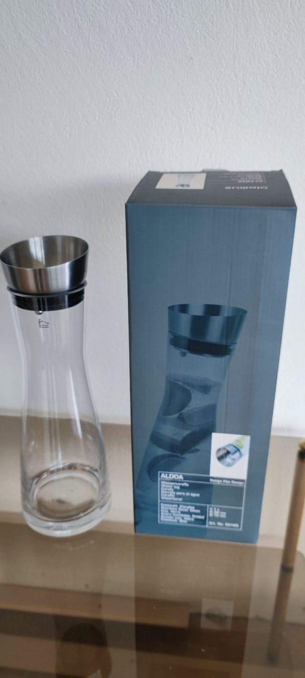 Blomus Karaffen: Blomus ALDOA Wasserkaraffe, mit Originalverpackung – Gebraucht aus Stäfa von Rampensau 1