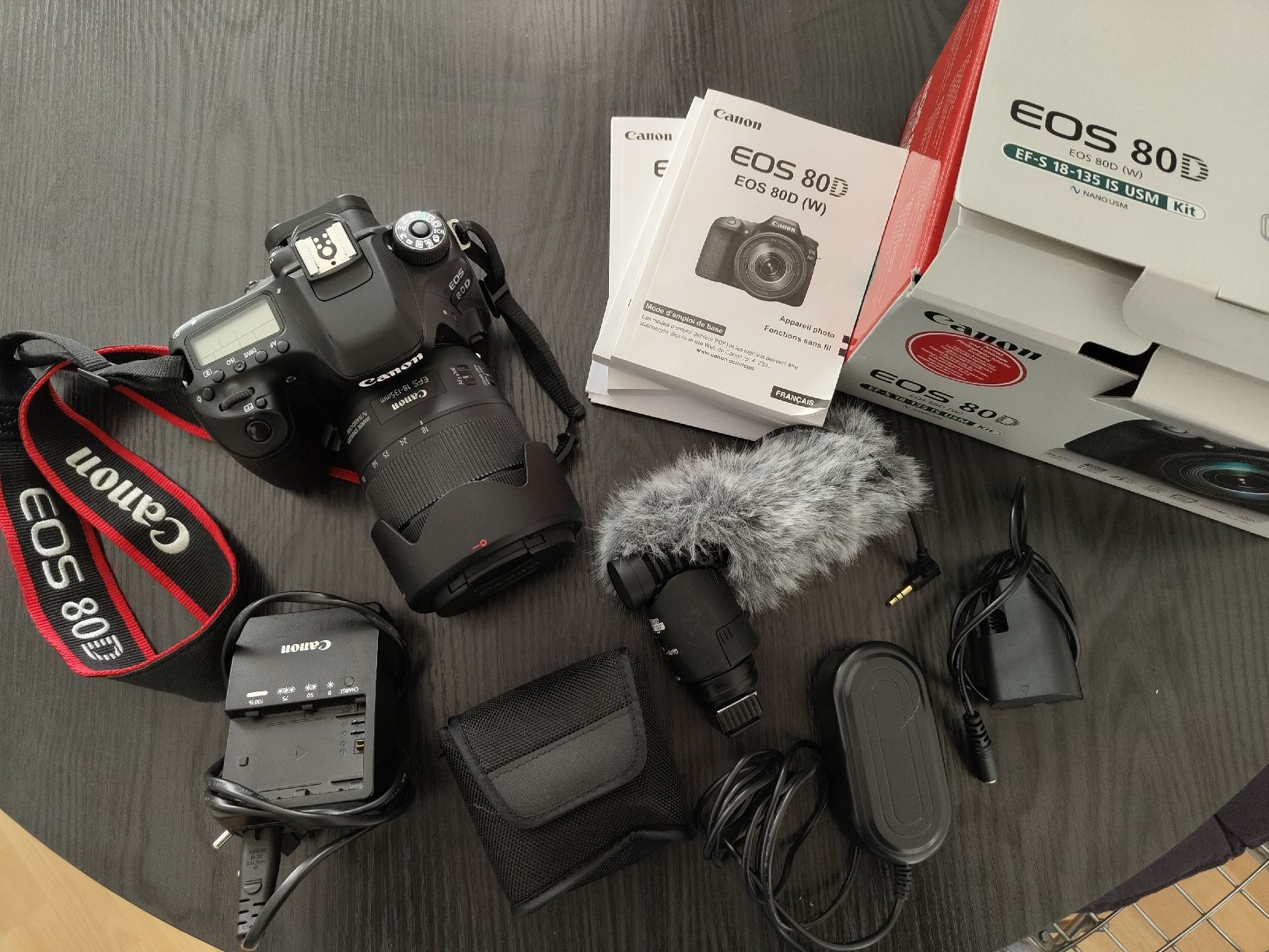 Canon Appareil photo: Canon Eos 80D – D'occasion à Biasca par val_camo93