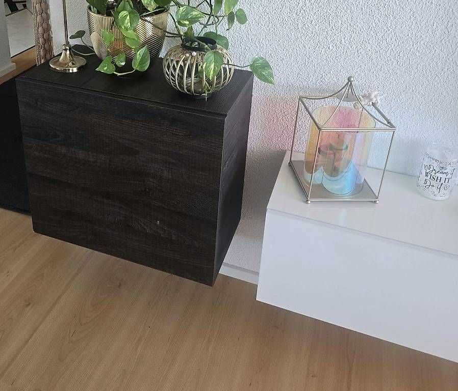Mobili TV: Wohnwand Freihängend  – Usato da Rudolfstetten venduto da mmsj4 2